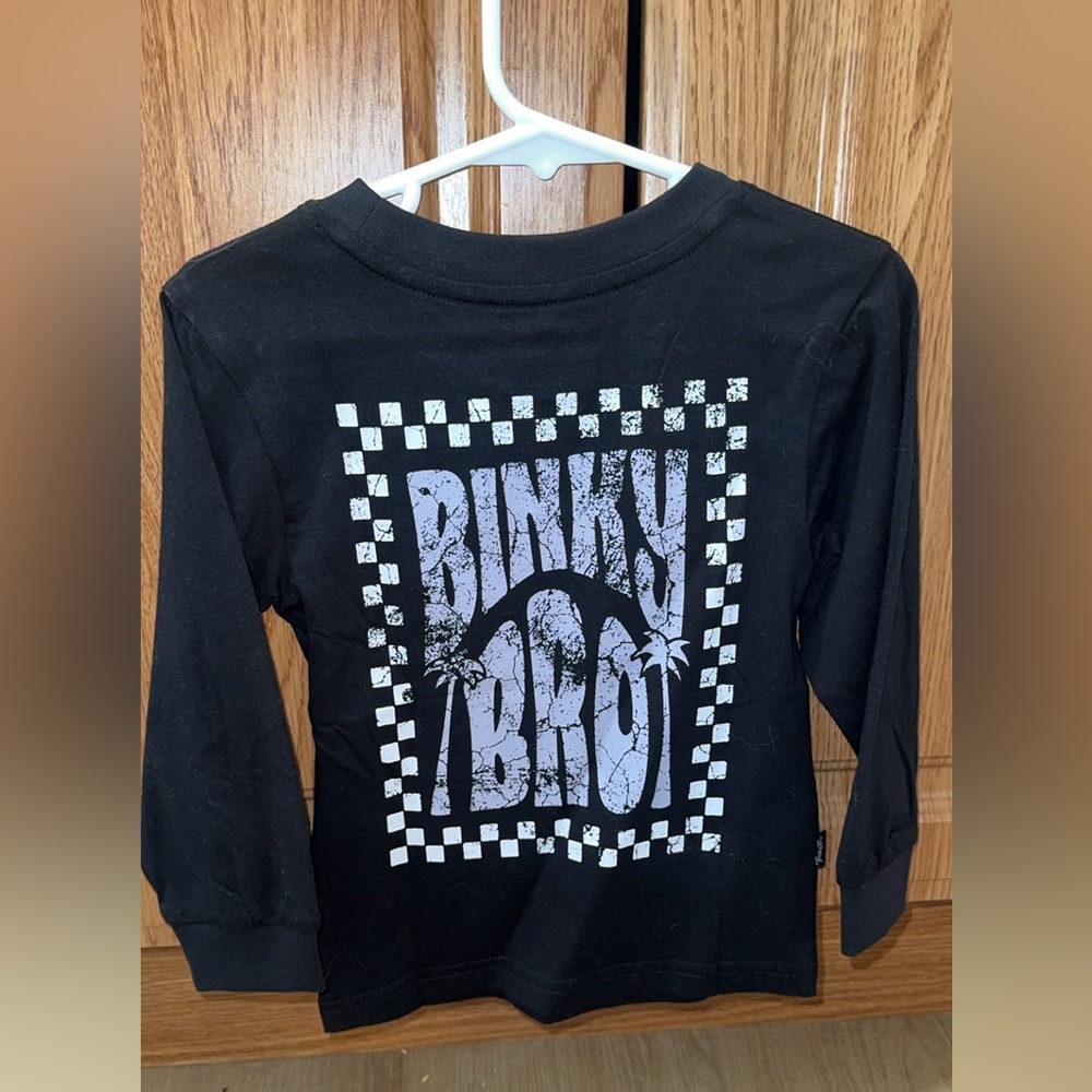 BUNDLE OF 3 hoodie and long sleeve